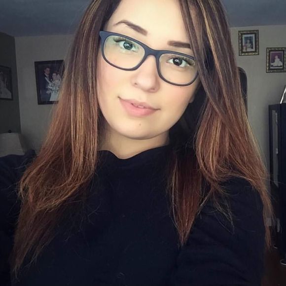 Meet your Posher, Janeth - Picture 1 of 1